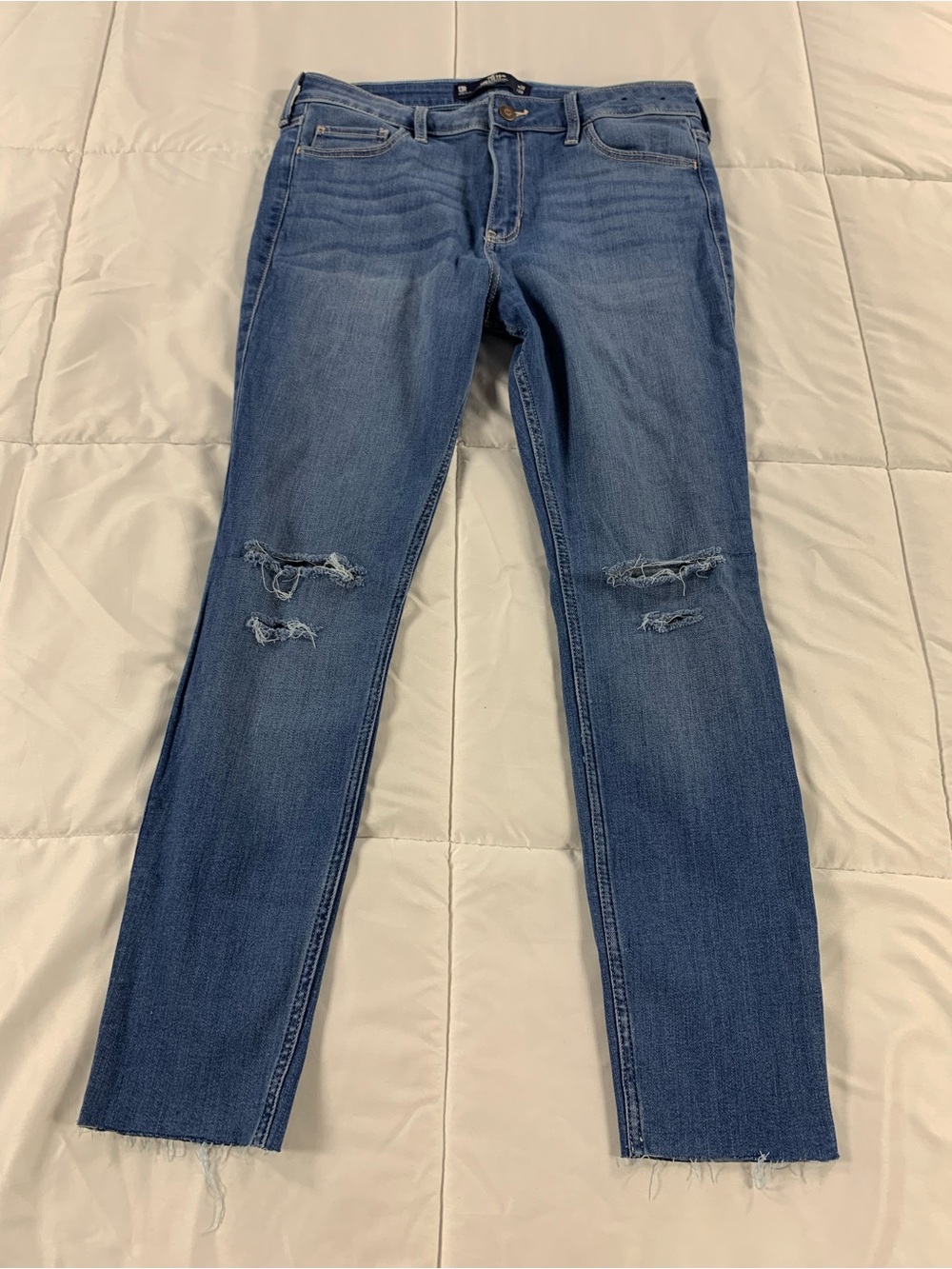 Pre loved HOLLISTER jeans womens size 31x28